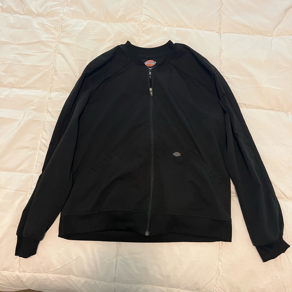 Dickie’s Balance Zip Front Scrub Jacket, Black